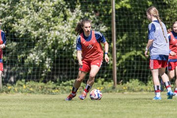 Bild 68 - wBJ Hamburger SV - Hertha BSC : Ergebnis: 5:2